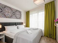 Zimmerbild 12