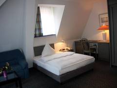 Zimmerbild 6
