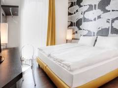 Zimmerbild 6