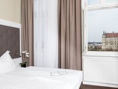 Zimmerbild 4