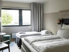 Zimmerbild 4