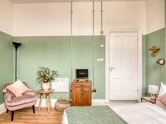Zimmerbild 4