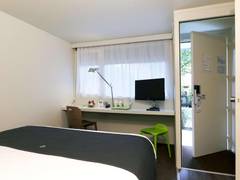 Zimmerbild 8
