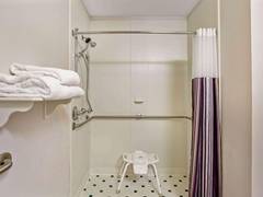 Zimmerbild 6