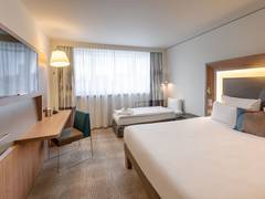 Zimmerbild 7