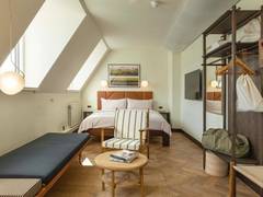 Zimmerbild 8