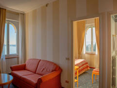 Zimmerbild 13