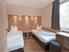 Zimmerbild 12
