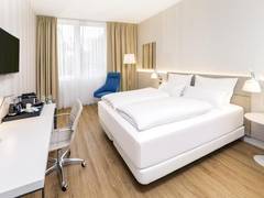 Zimmerbild 11