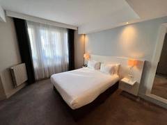 Zimmerbild 8