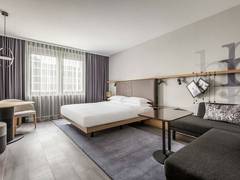 Zimmerbild 13