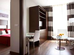 Zimmerbild 6