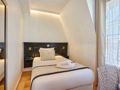 Zimmerbild 4
