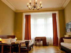 Zimmerbild 5