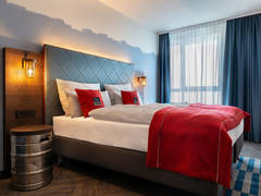 Zimmerbild 4