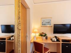 Zimmerbild 2