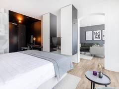 Zimmerbild 12