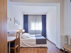 Zimmerbild 4