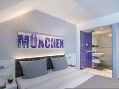 Zimmerbild 8