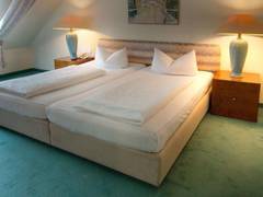 Zimmerbild 4