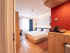 Zimmerbild 18