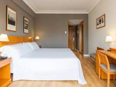 Zimmerbild 4
