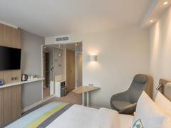 Zimmerbild 6