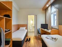Zimmerbild 4
