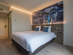 Zimmerbild 4