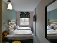 Zimmerbild 7