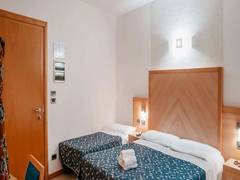 Zimmerbild 4