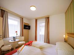 Zimmerbild 4