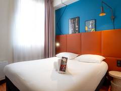 Zimmerbild 4