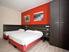 Zimmerbild 32
