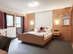 Zimmerbild 7