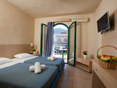 Zimmerbild 4