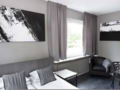 Zimmerbild 8