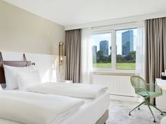 Zimmerbild 32