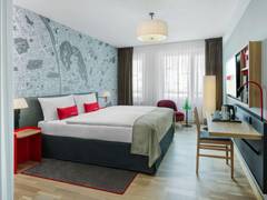 Zimmerbild 4