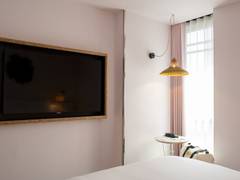 Zimmerbild 8