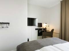 Zimmerbild 4
