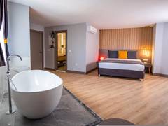 Zimmerbild 28