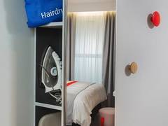 Zimmerbild 16