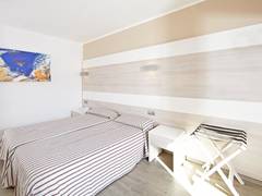 Zimmerbild 9