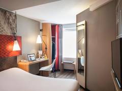 Zimmerbild 8