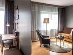 Zimmerbild 4