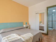 Zimmerbild 4