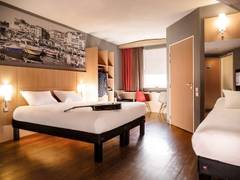 Zimmerbild 6