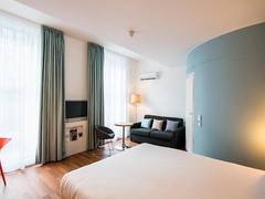 Zimmerbild 42