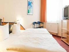 Zimmerbild 15